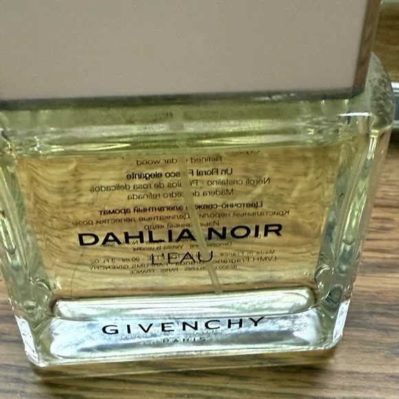 Givenchy Dahlia Noir Leau Floral Fresh Eau de Toilette Perfume Set 2 Bottles - Picture 5 of 12